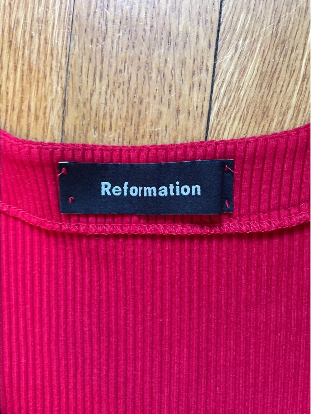 Reformation Red Ribbed Button Front V-Neck Mini Dress Short Sleeve Tencel Size S - Picture 3 of 8